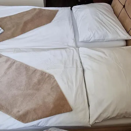 Elite Štúrovo